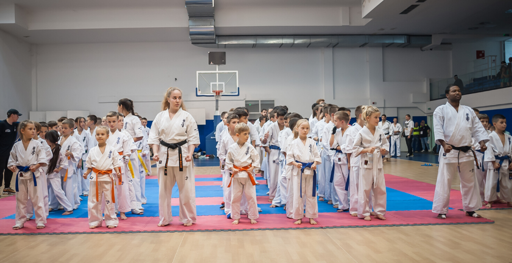 martial-arts-students-1037x534
